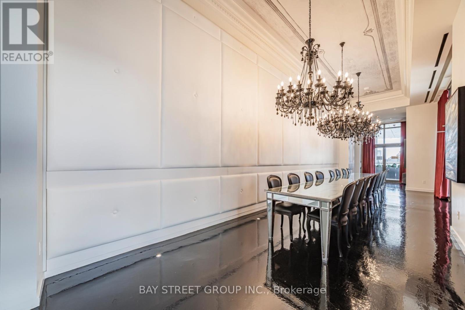 2204 - 197 Yonge Street Property Photo 29