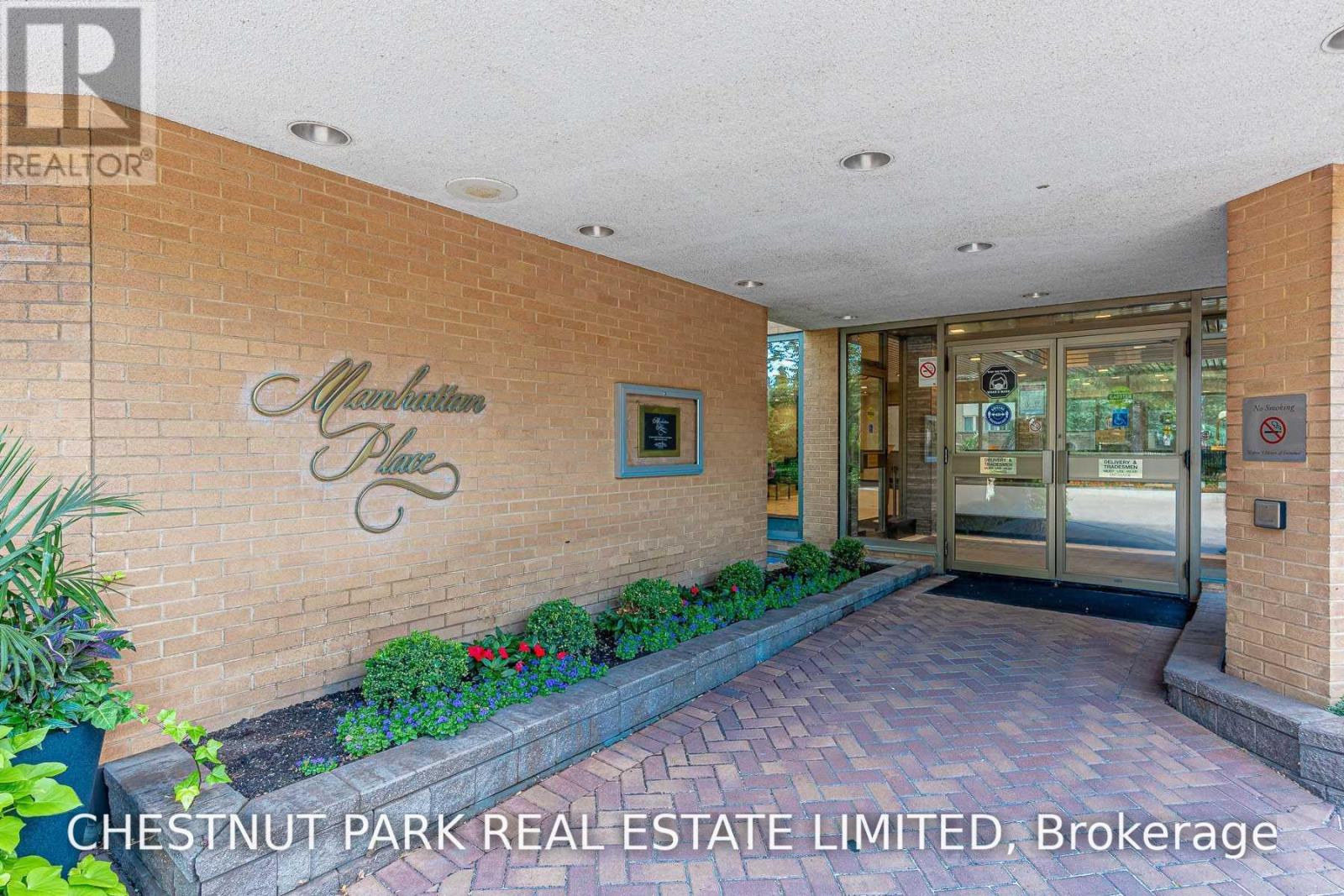 1506 - 131 Beecroft Road Property Photo 3