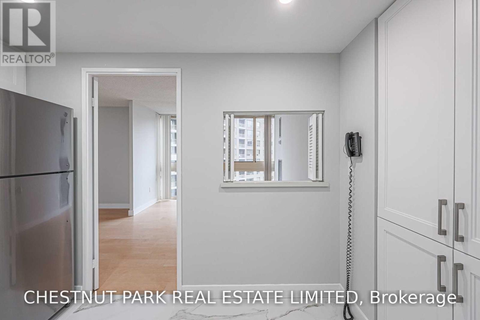 1506 - 131 Beecroft Road Property Photo 11