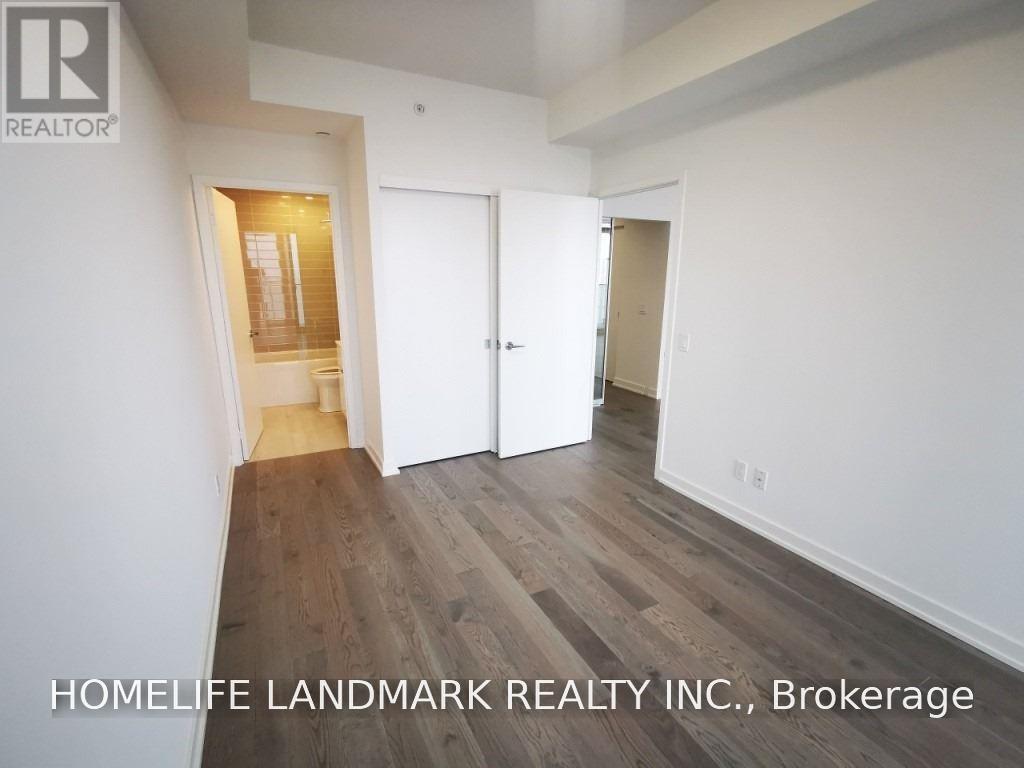 4201 - 20 Lombard Street Property Photo 8