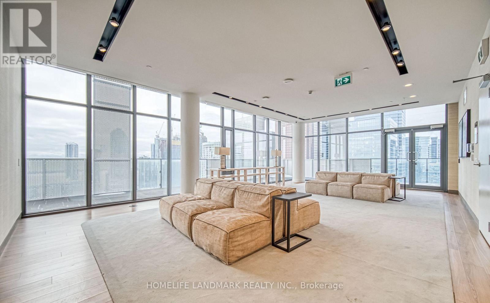 4201 - 20 Lombard Street Property Photo 26