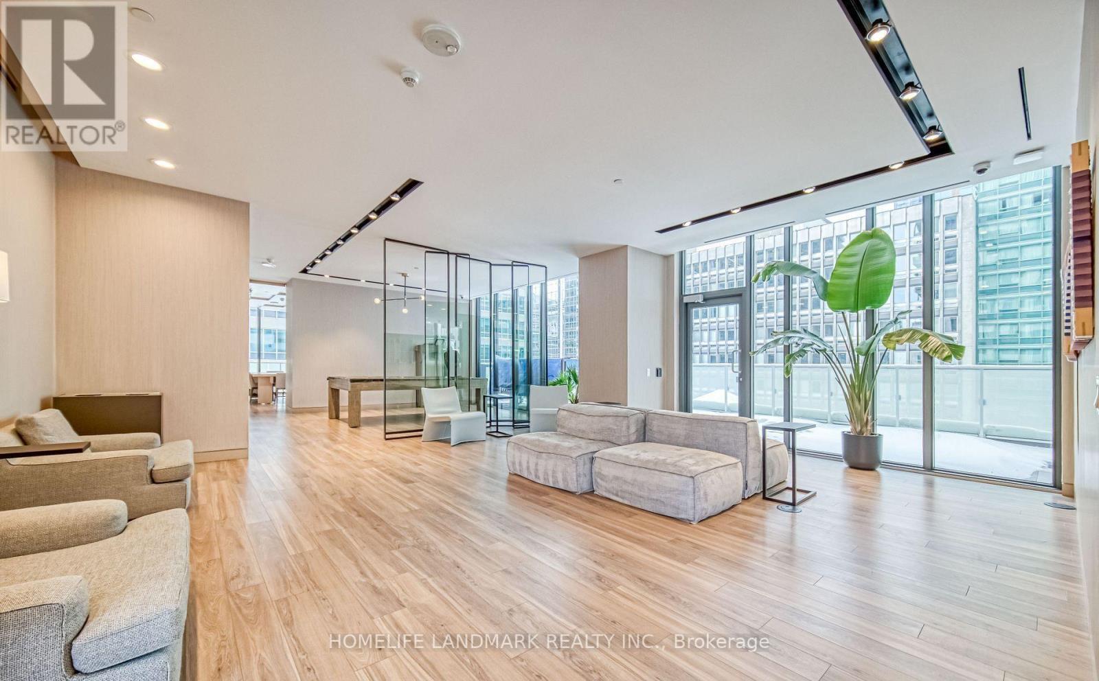 4201 - 20 Lombard Street Property Photo 27