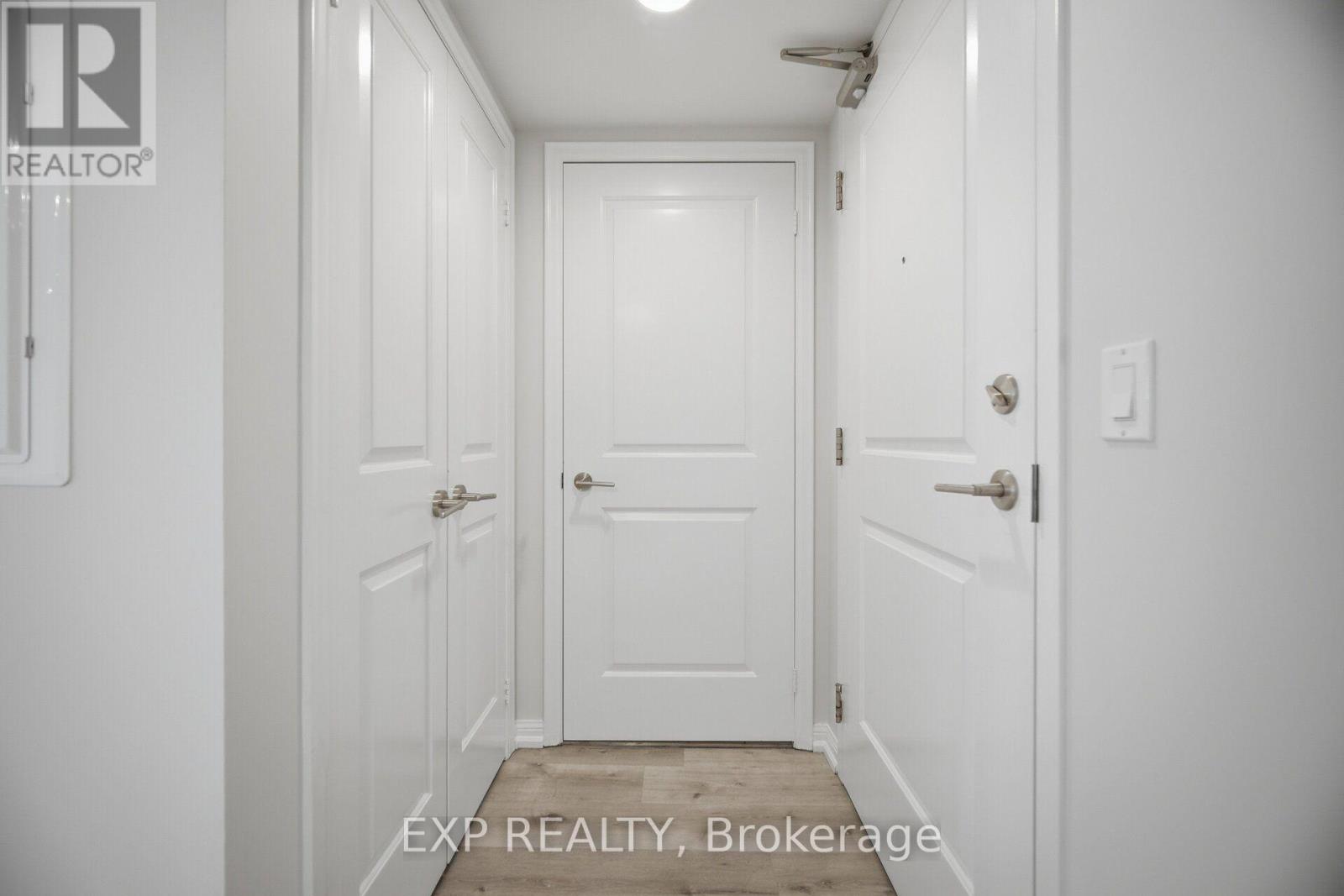 501 - 75 East Liberty Street Property Photo 5