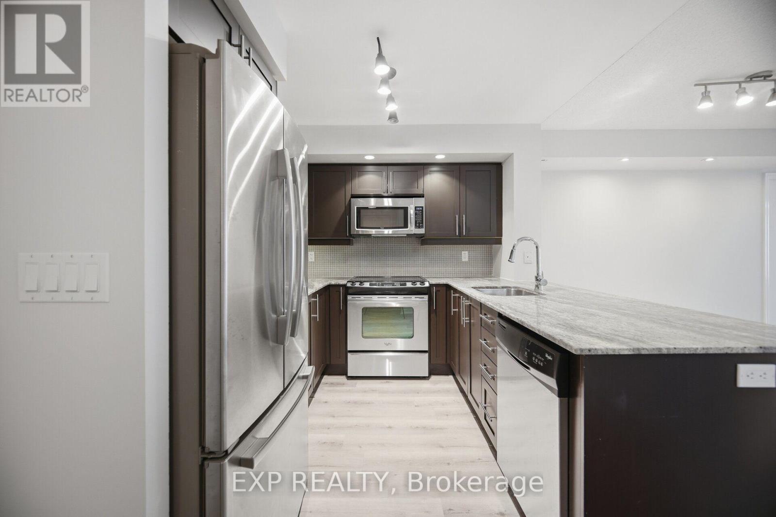 501 - 75 East Liberty Street Property Photo 8