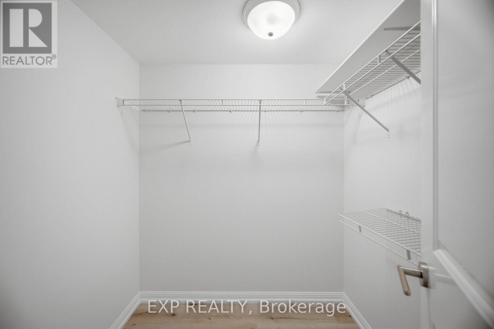 501 - 75 East Liberty Street Property Photo 22