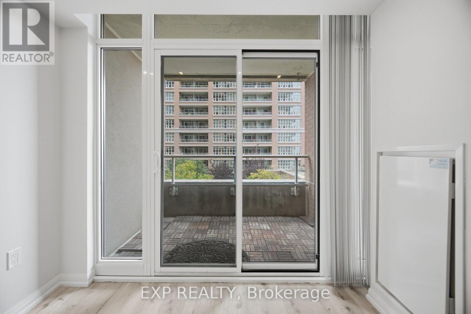 501 - 75 East Liberty Street Property Photo 29