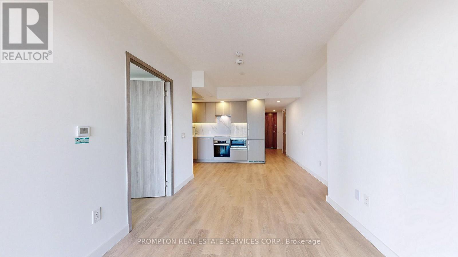 2207 - 1 Concord Cityplace Way Property Photo 17