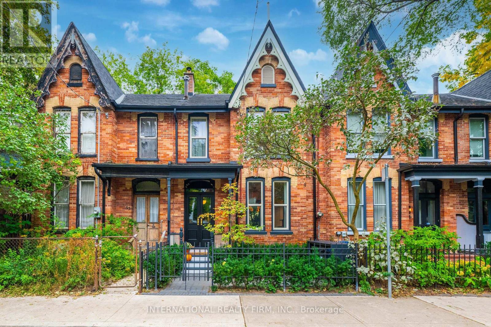 53 SPRUCE STREET