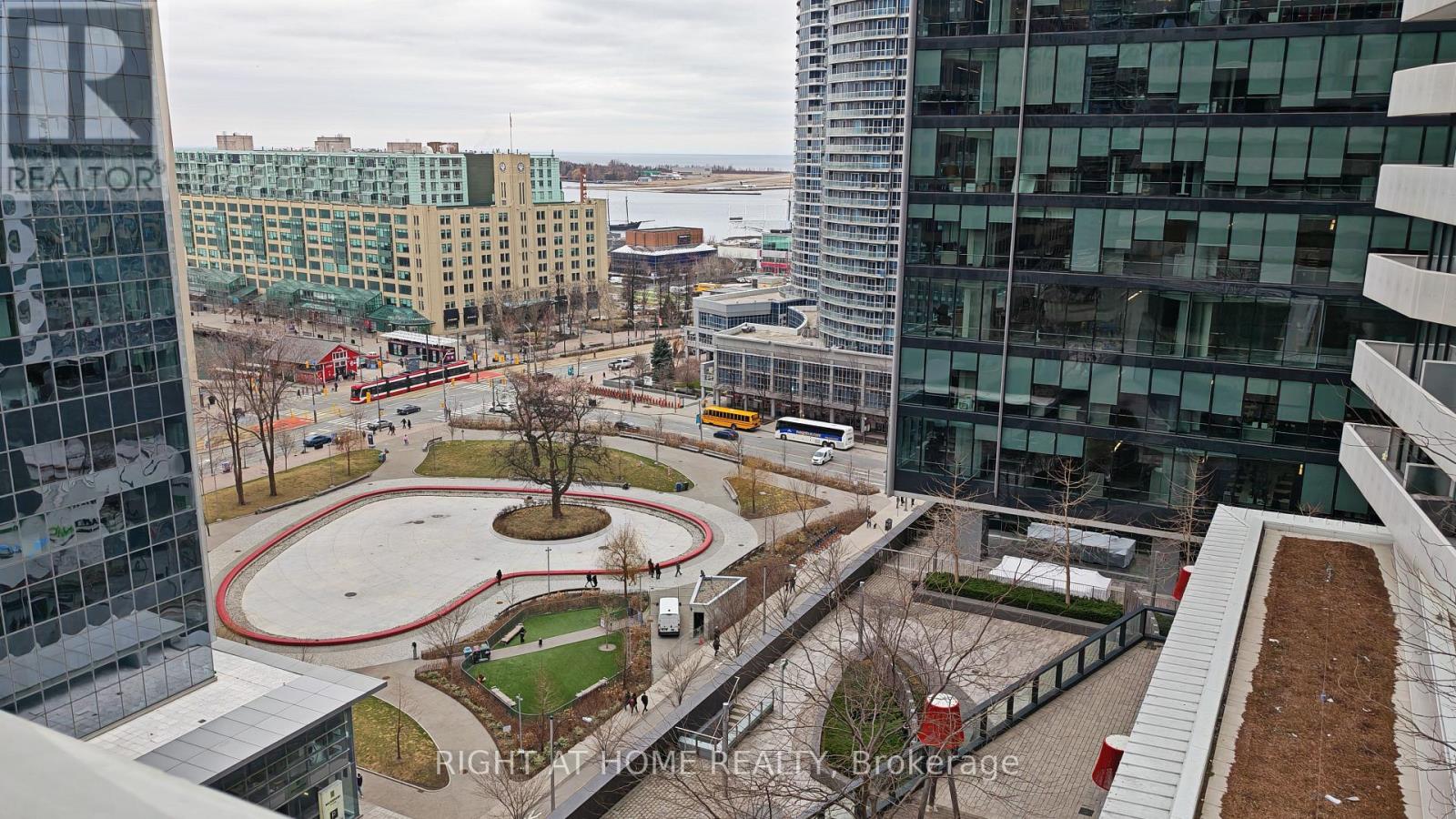 1401 - 88 HARBOUR STREET Property Photo 1