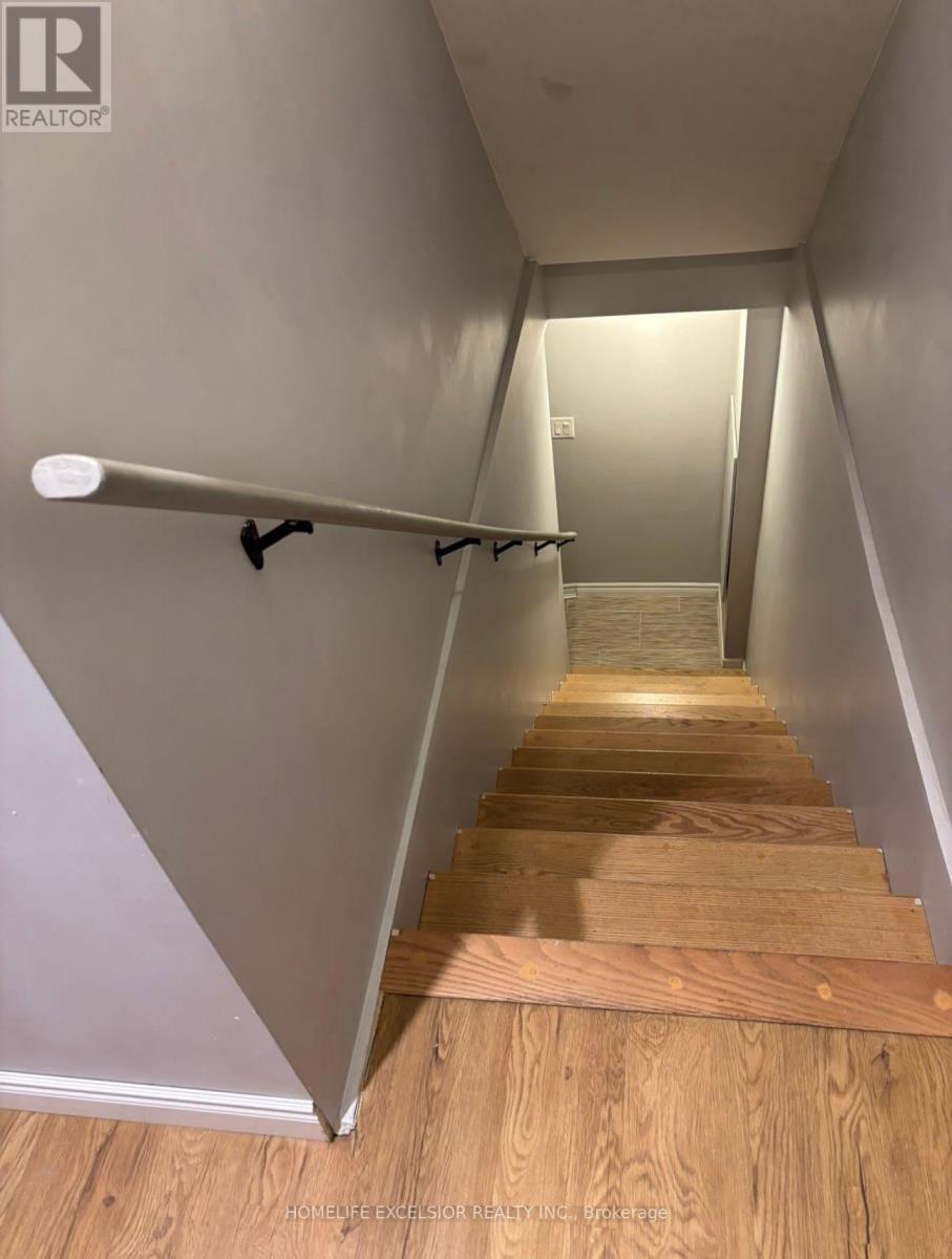 250 Shuter Street Property Photo 10