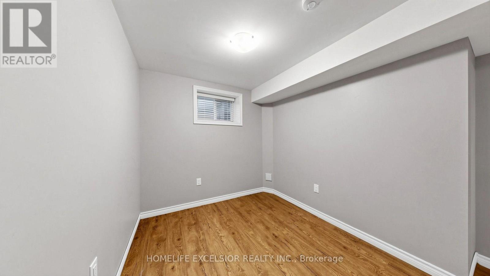 250 Shuter Street Property Photo 13