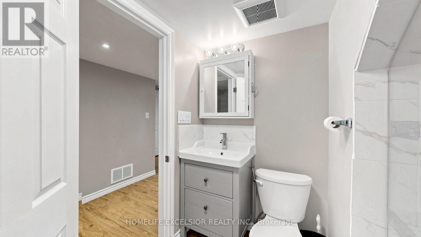 250 Shuter Street Property Photo 15