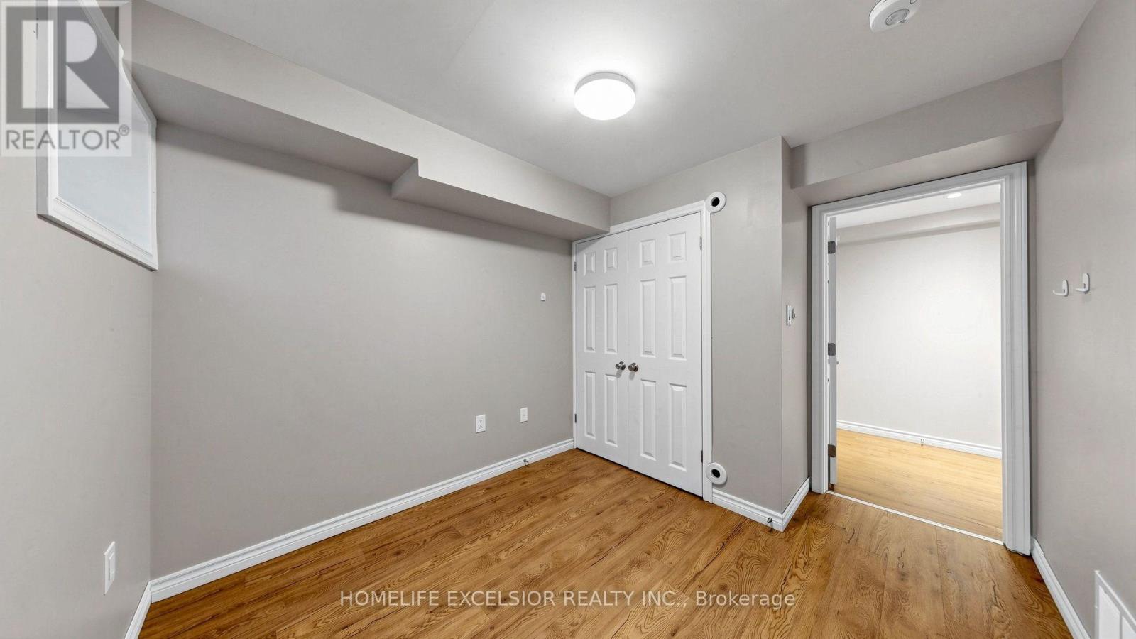 250 Shuter Street Property Photo 17