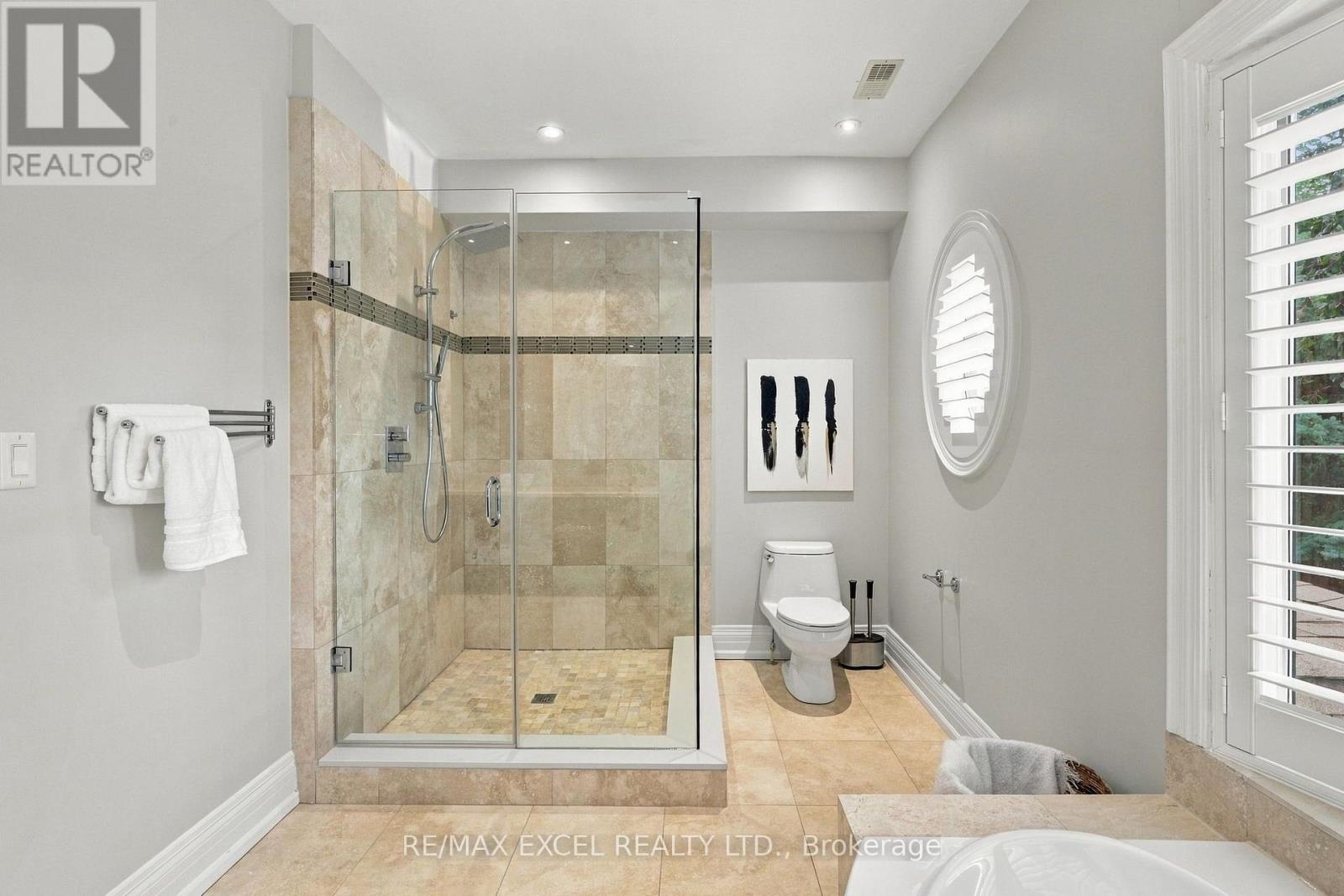 3004 Bayview Avenue Property Photo 22