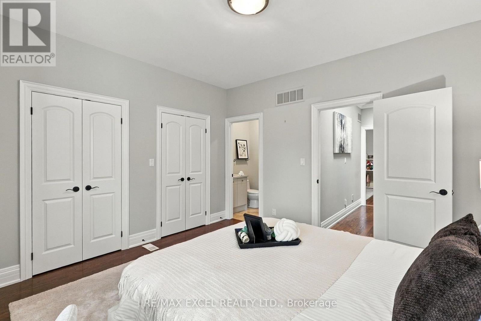3004 Bayview Avenue Property Photo 31