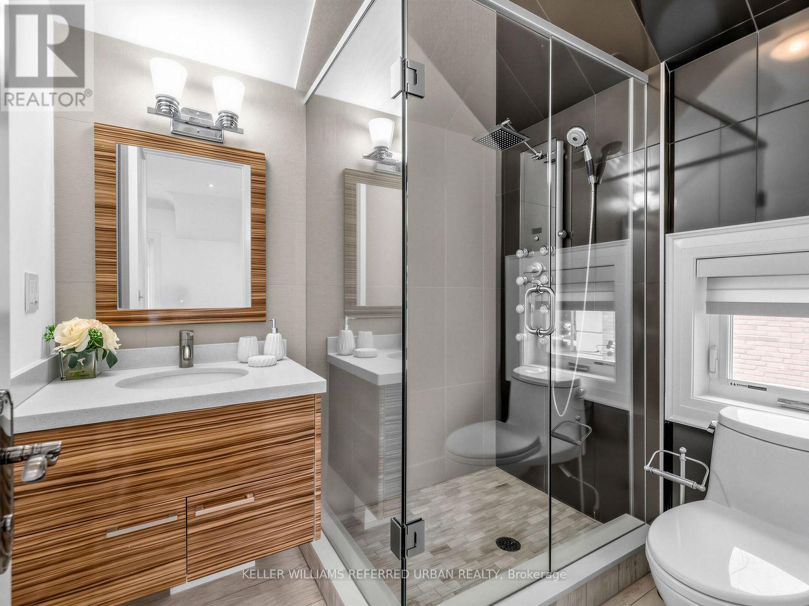 212 Empress Avenue Property Photo 26