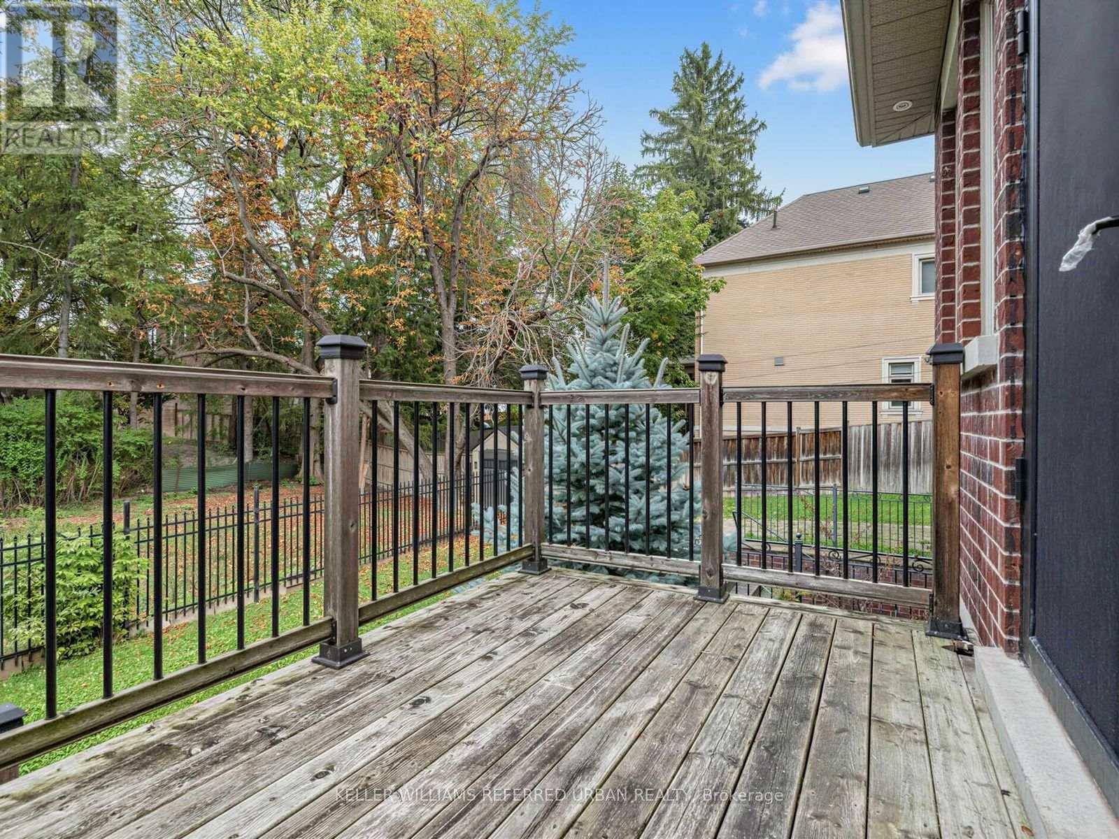 212 Empress Avenue Property Photo 39
