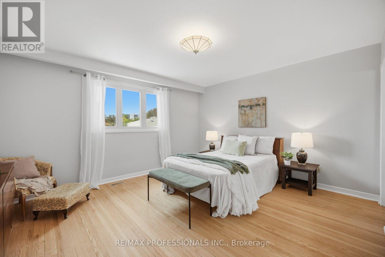 90 Peckham Avenue Property Photo 21