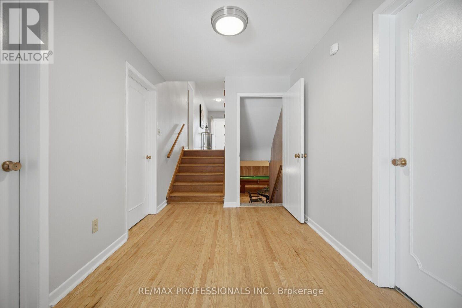 90 Peckham Avenue Property Photo 33