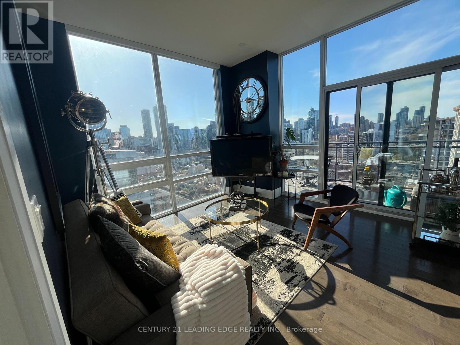 Ph203 - 460 Adelaide Street E Property Photo 2