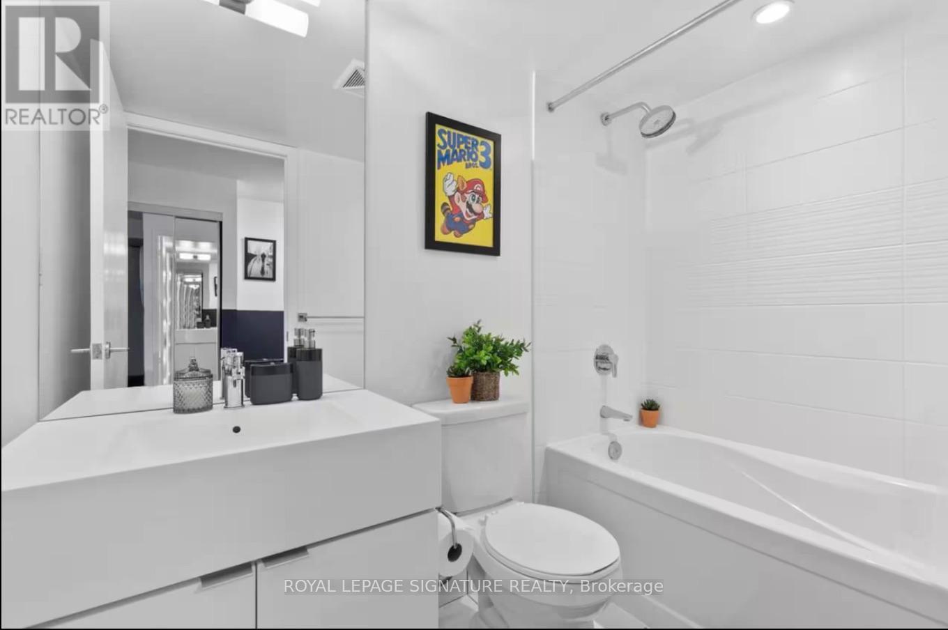 1209 - 21 Iceboat Terrace Property Photo 10