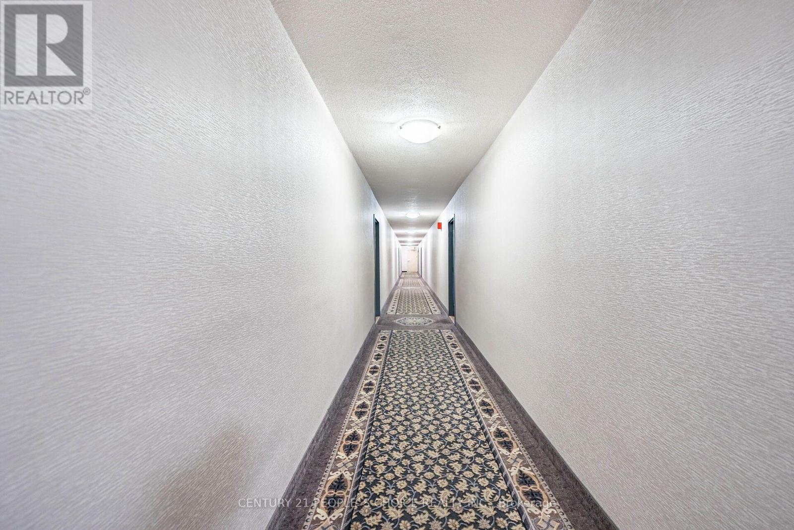 809 - 10 Edgecliffe Golfway Property Photo 6