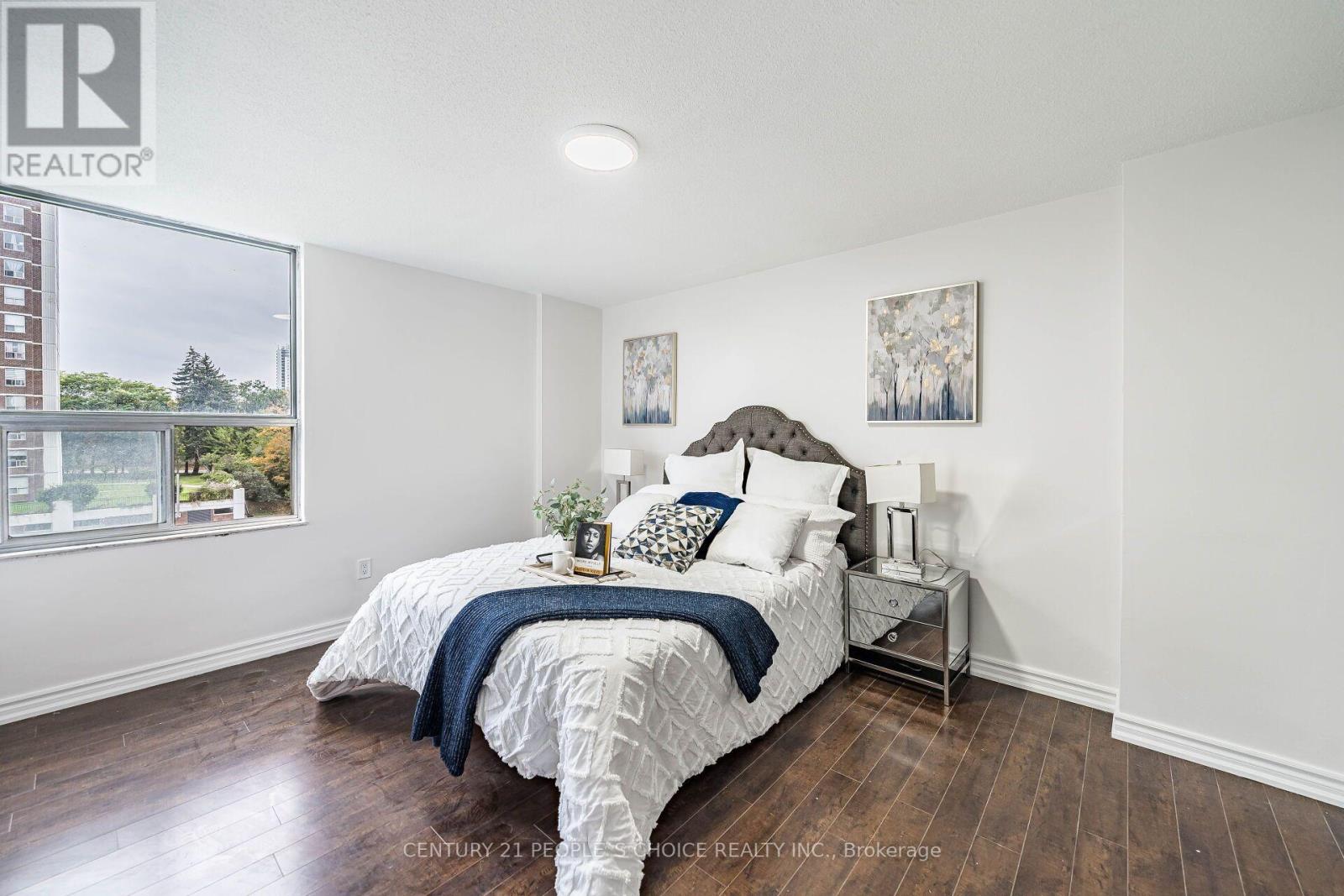 809 - 10 Edgecliffe Golfway Property Photo 21