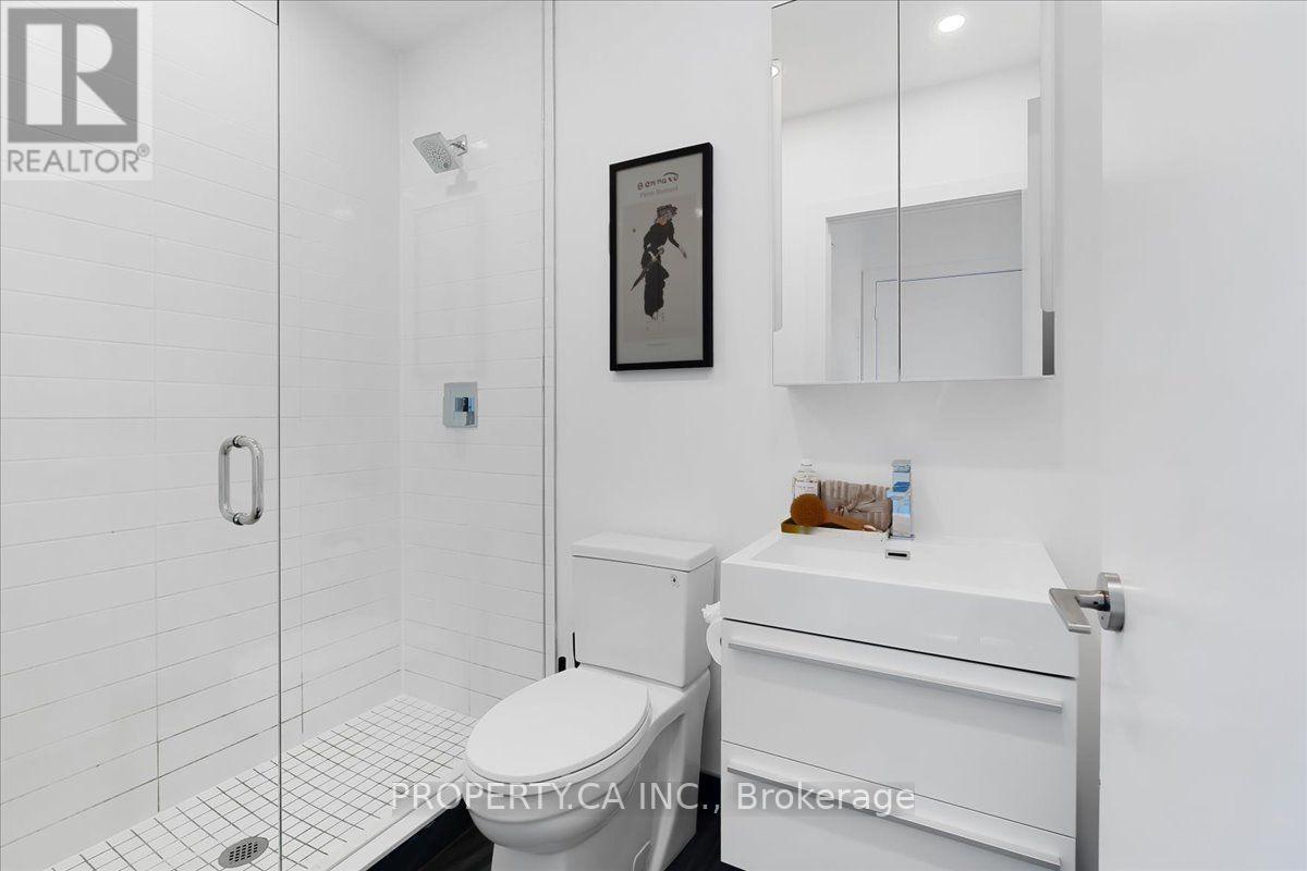 2204 - 181 Bedford Road Property Photo 16