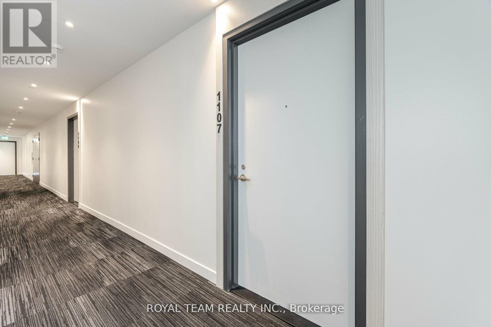 1107 - 185 Alberta Avenue Property Photo 4