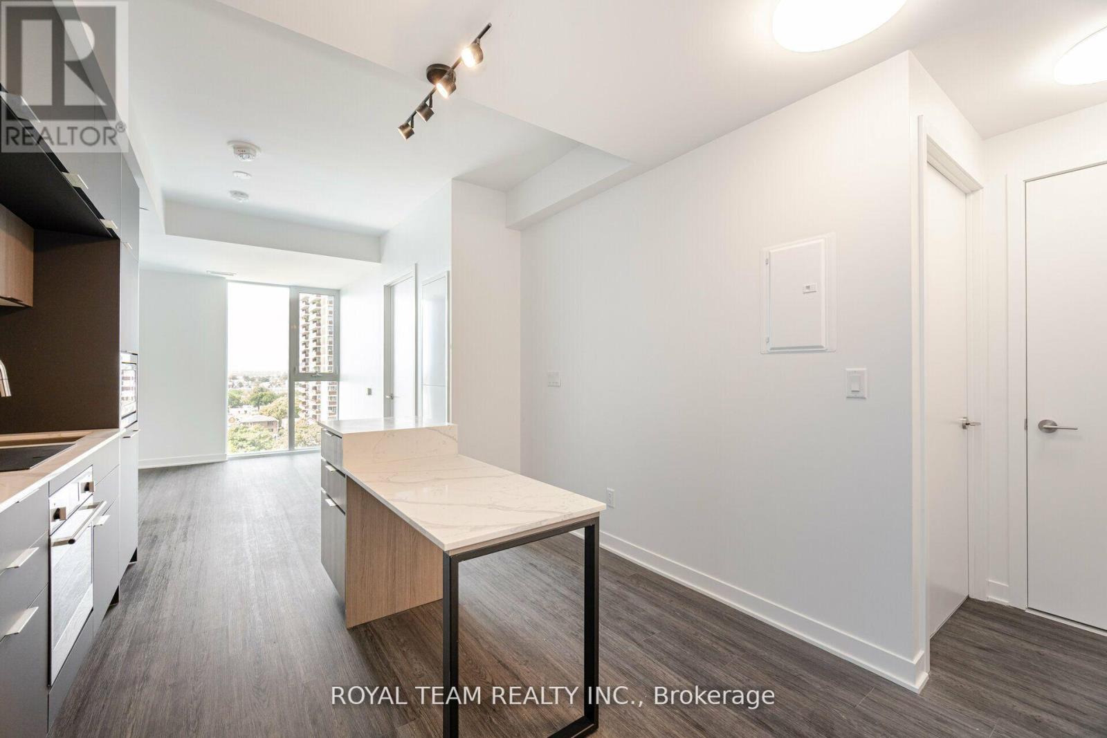 1107 - 185 Alberta Avenue Property Photo 7