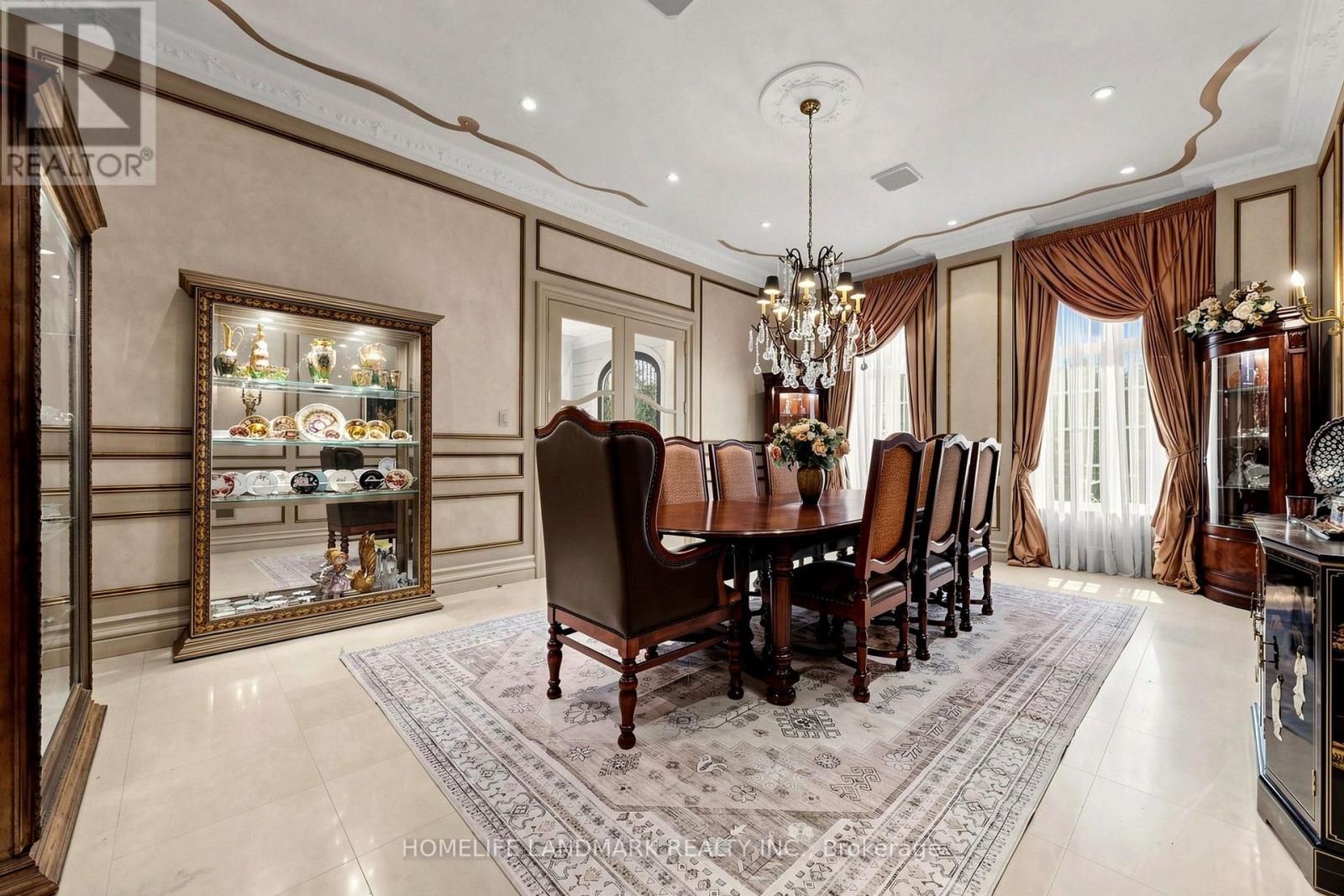 25 The Bridle Path Property Photo 9