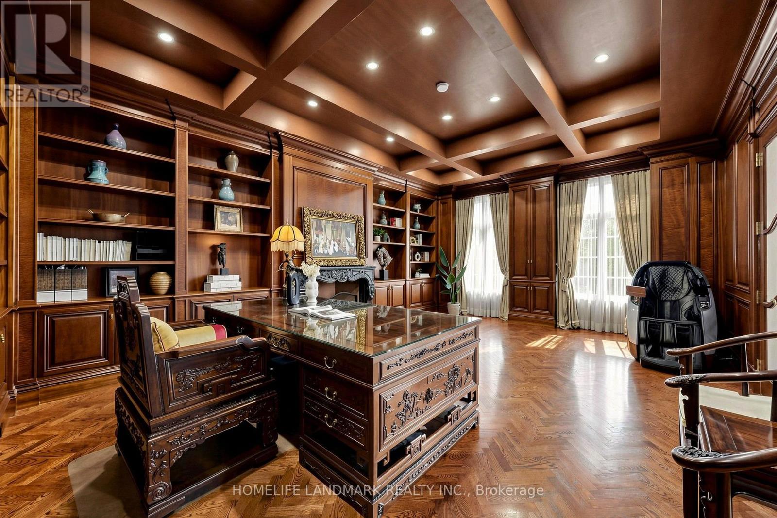 25 The Bridle Path Property Photo 15