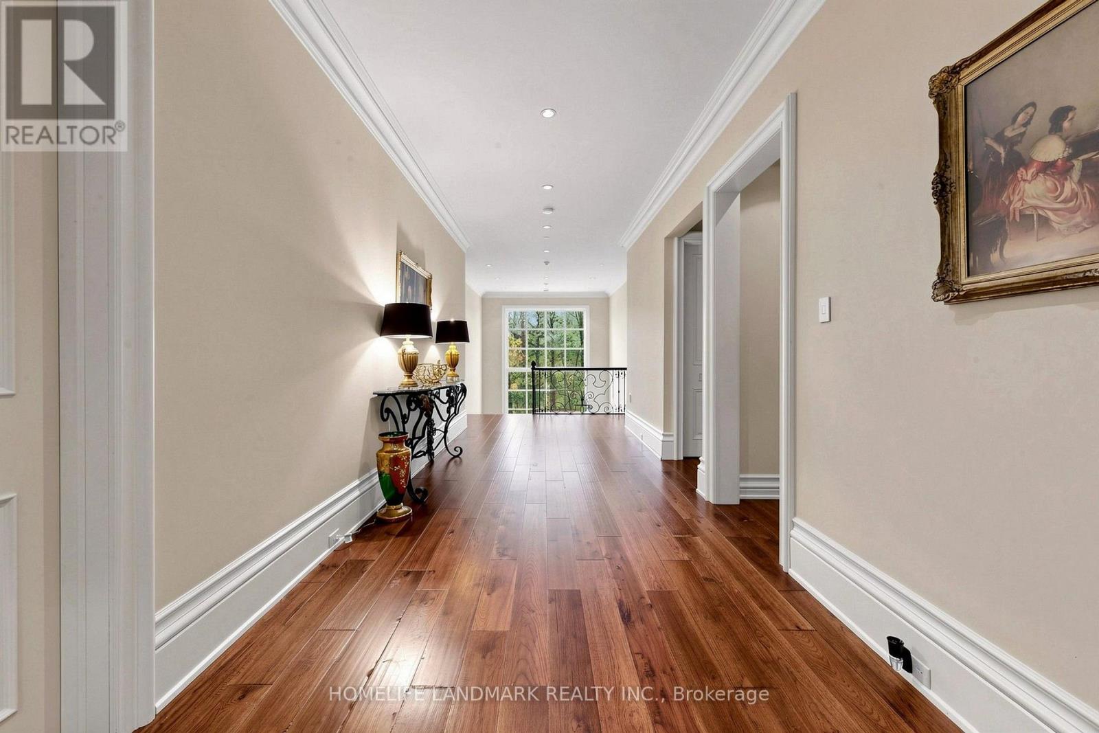 25 The Bridle Path Property Photo 19