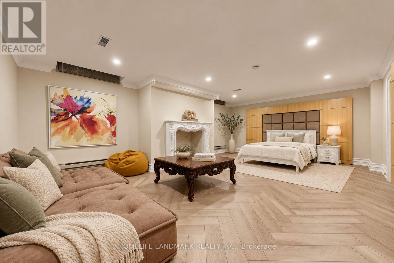 25 The Bridle Path Property Photo 33