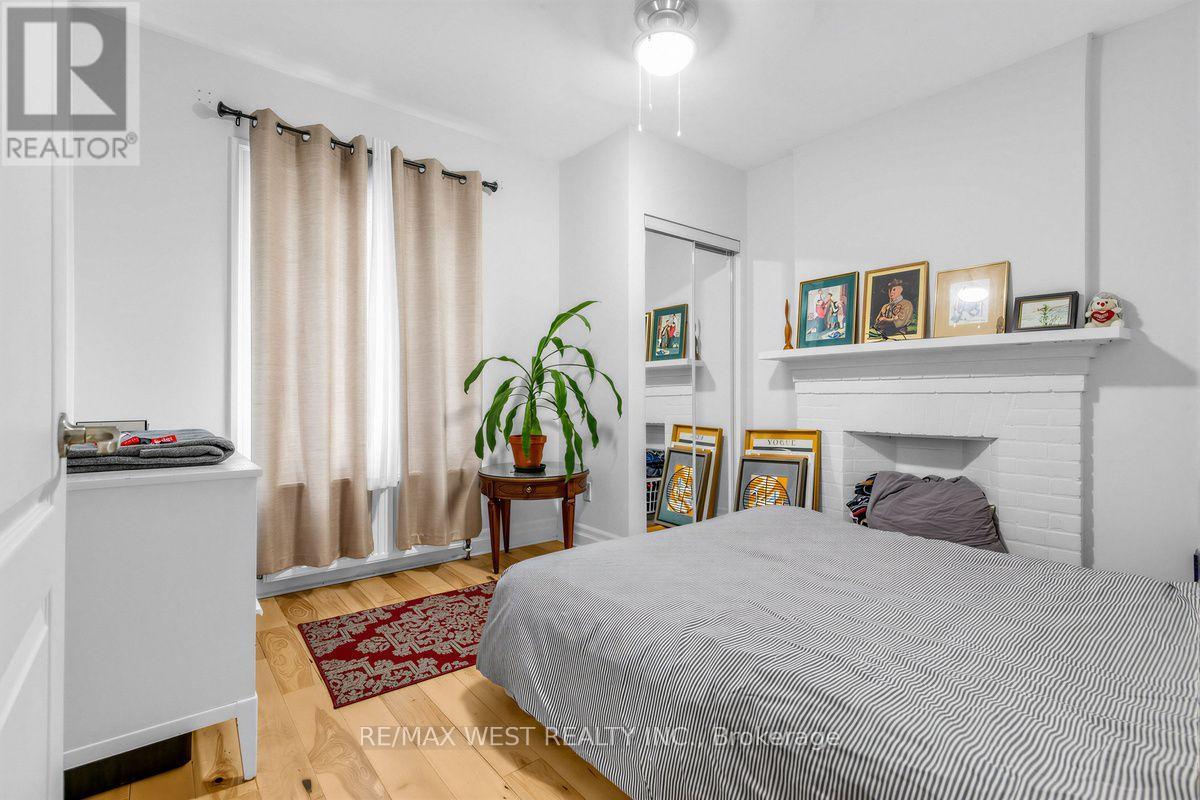90 Oxford Street Property Photo 20