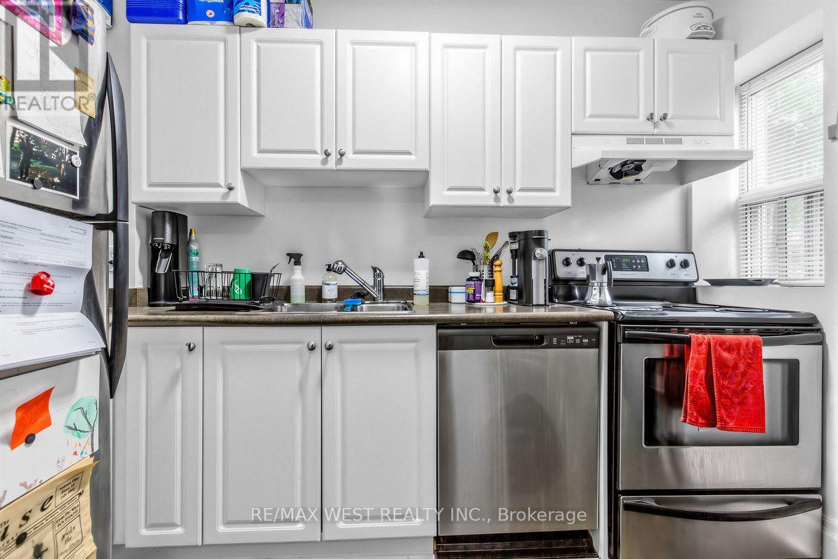 90 Oxford Street Property Photo 25