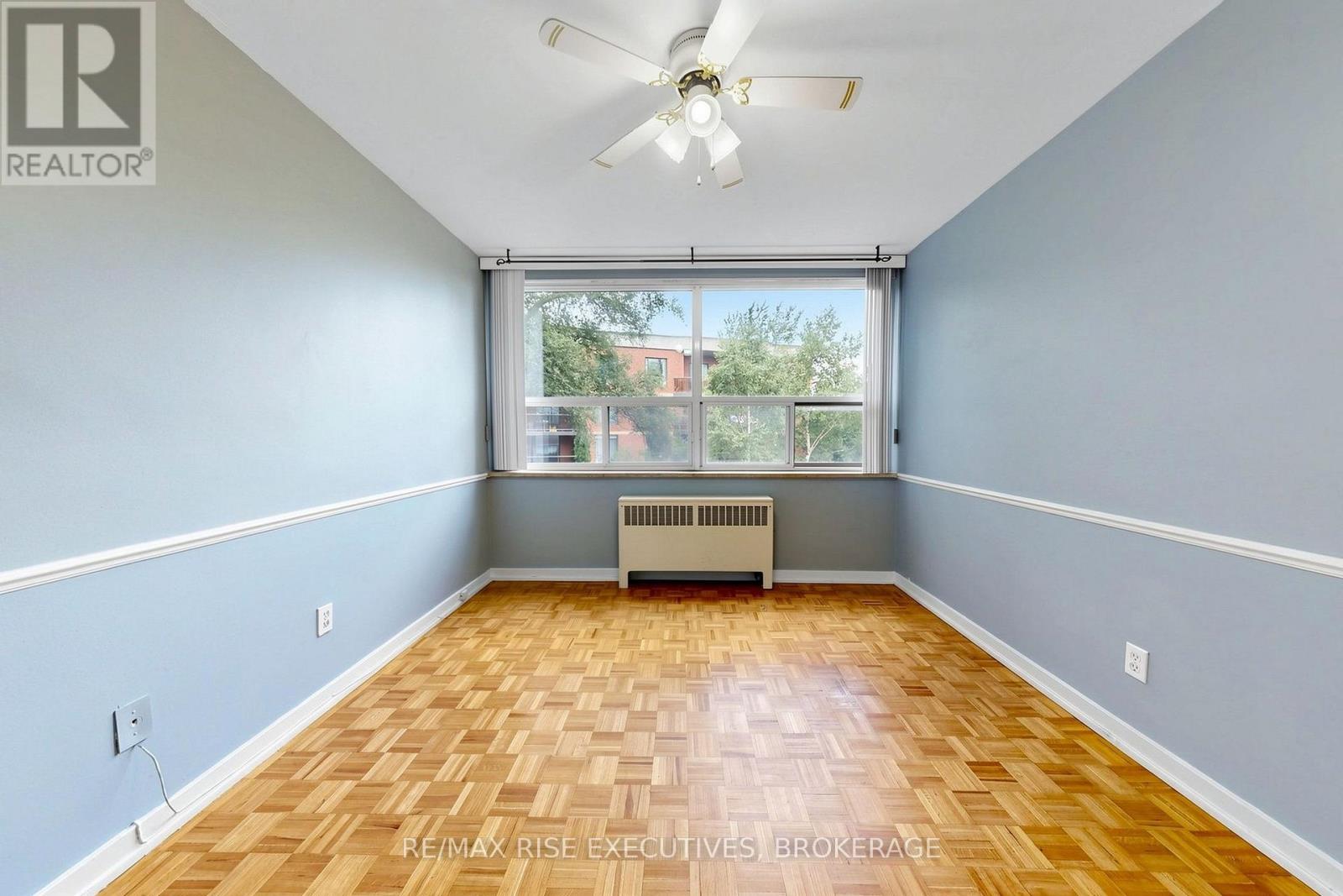 304 - 160 The Donway W Property Photo 25