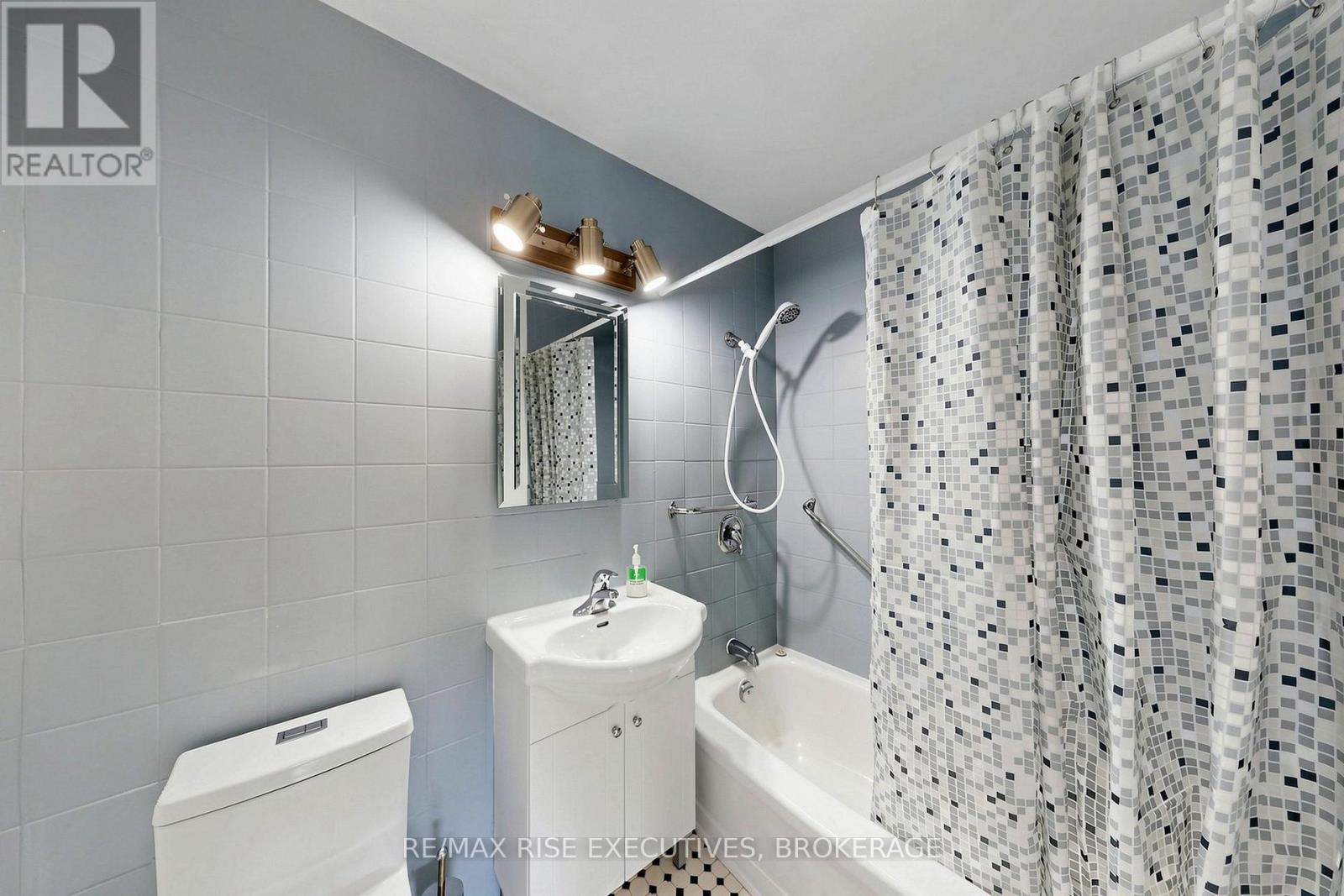 304 - 160 The Donway W Property Photo 27