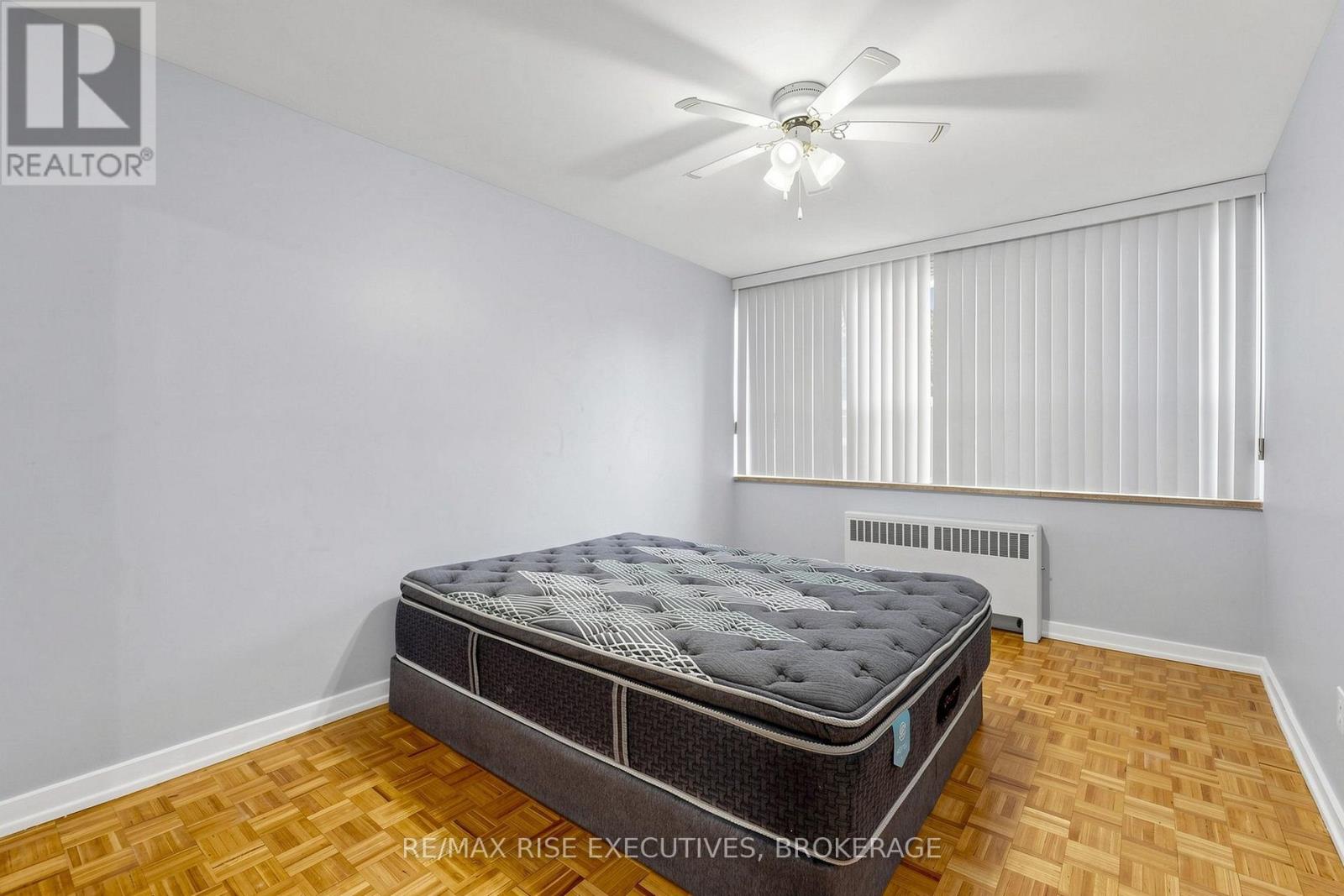 304 - 160 The Donway W Property Photo 28