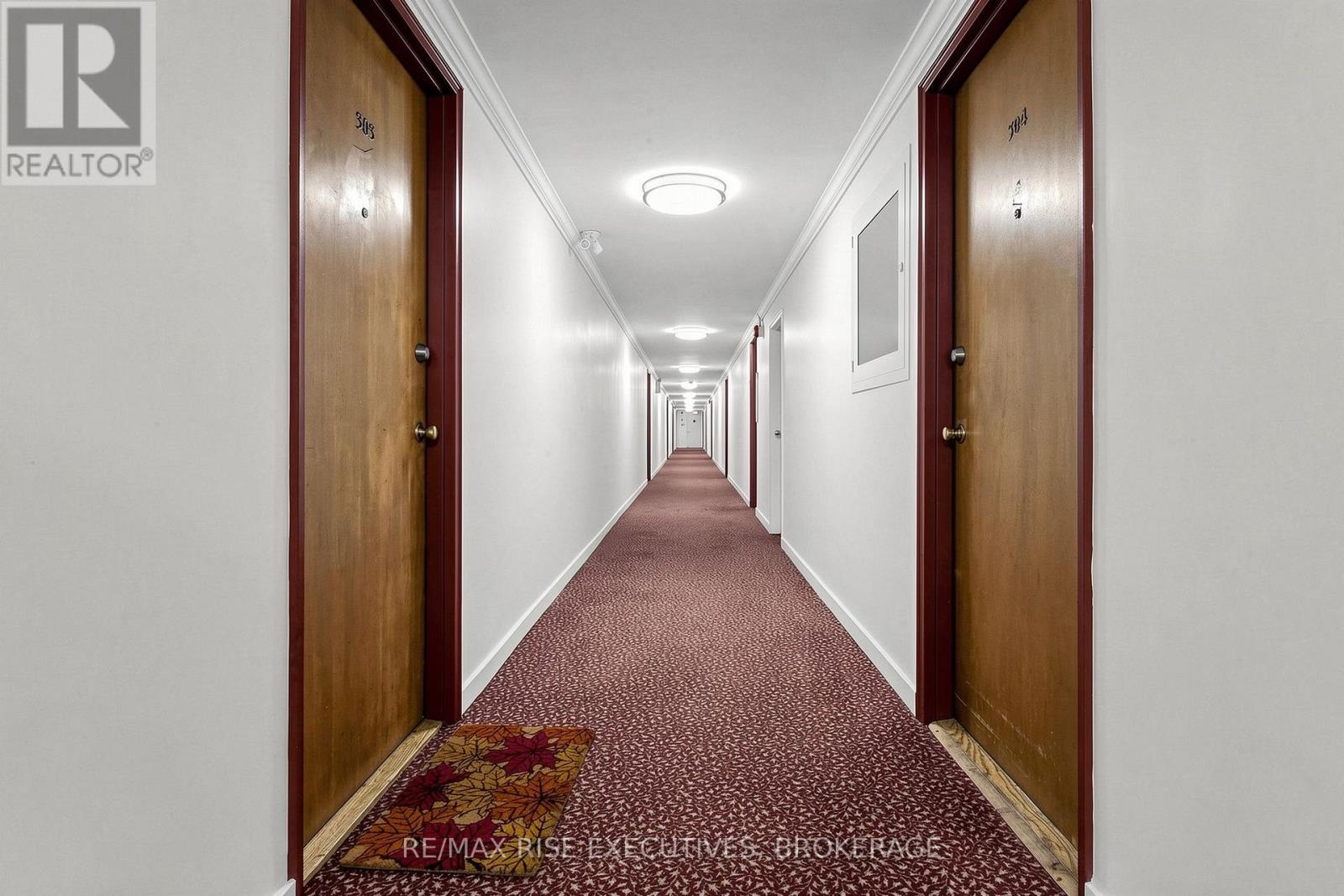 304 - 160 The Donway W Property Photo 35