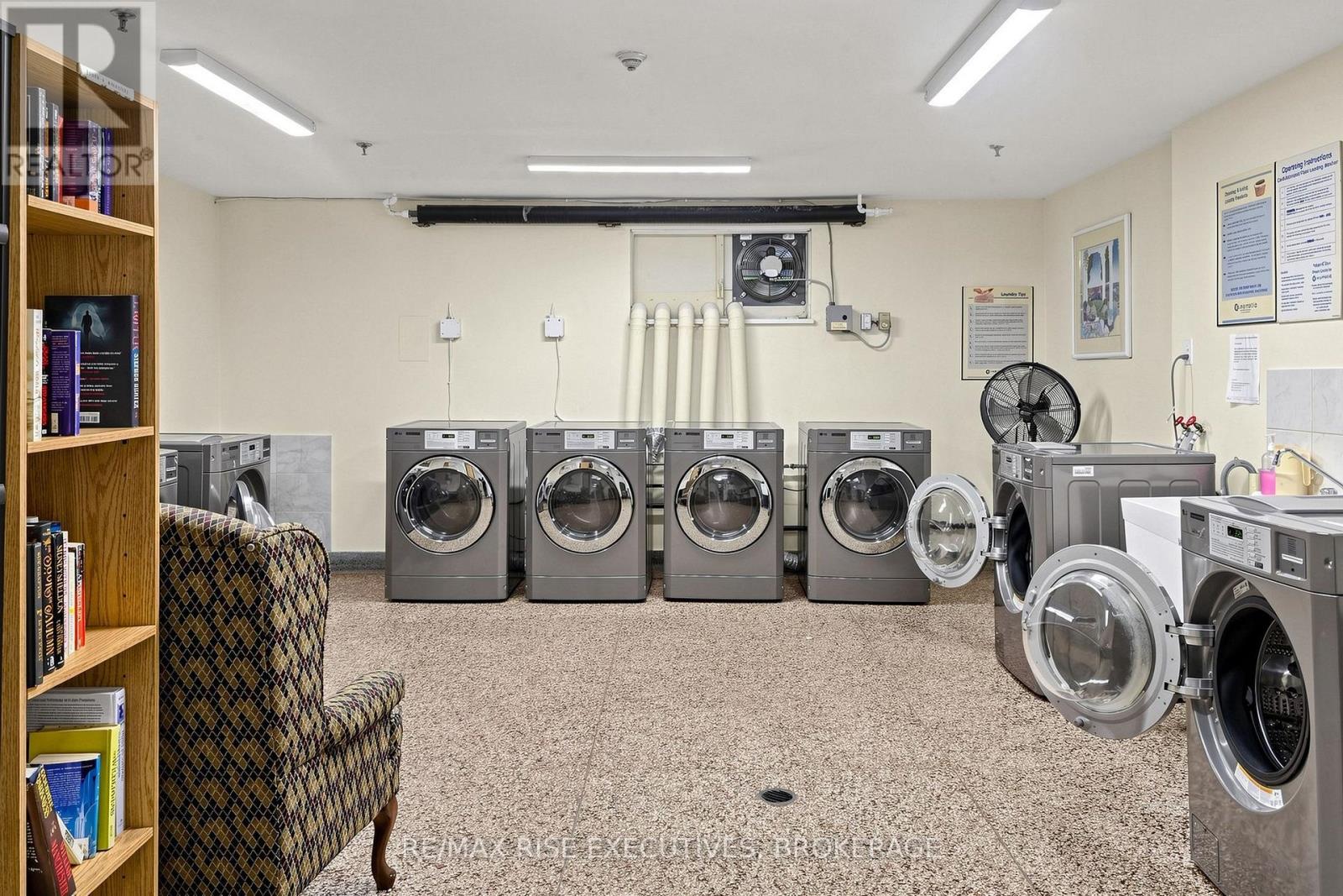 304 - 160 The Donway W Property Photo 40