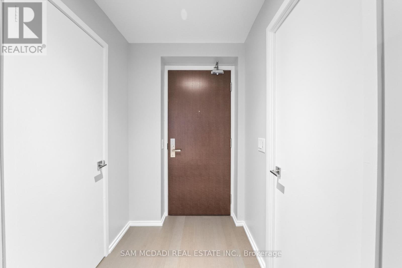 608 - 70 Temperance Street Property Photo 5