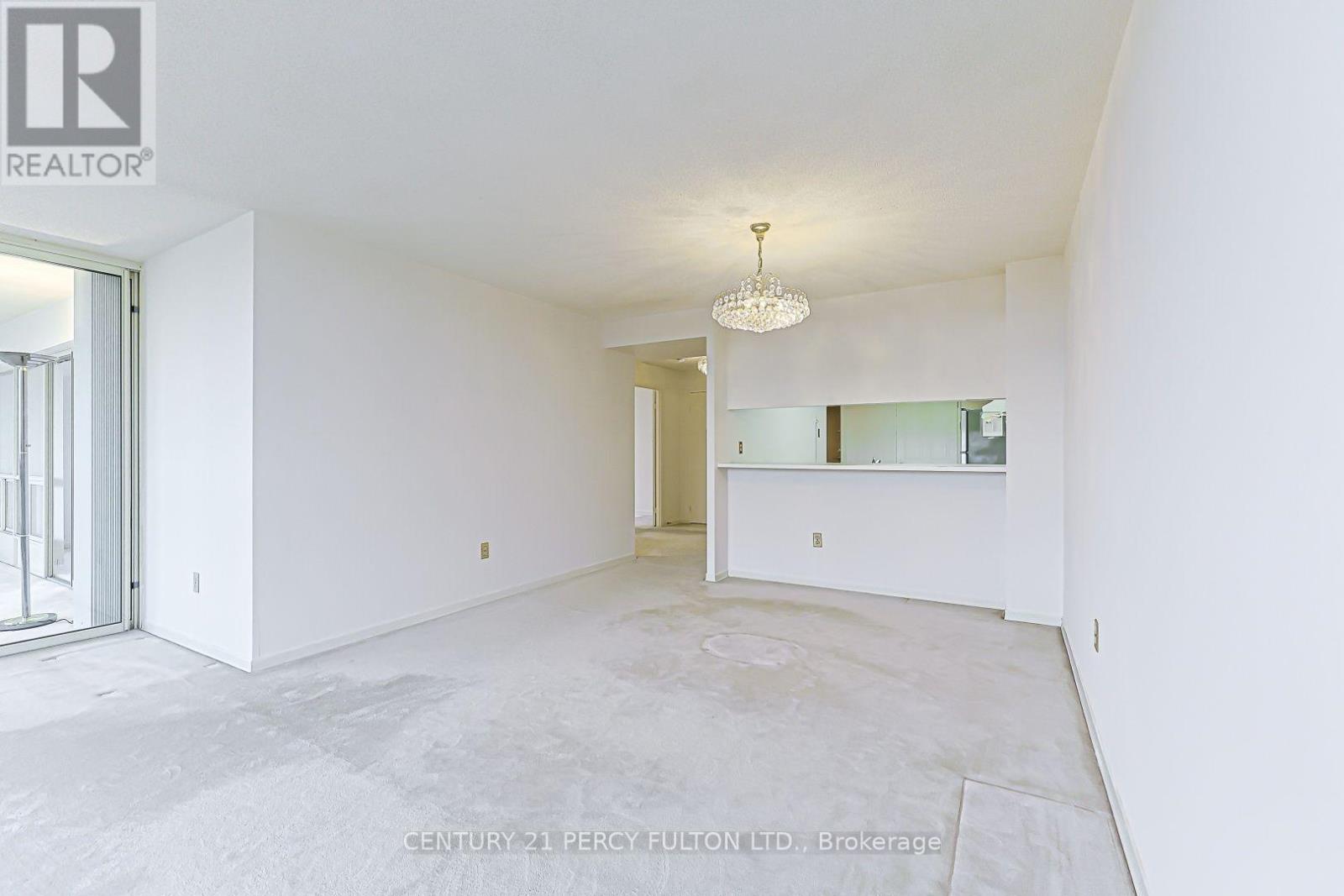 907 - 5 Kenneth Avenue Property Photo 12