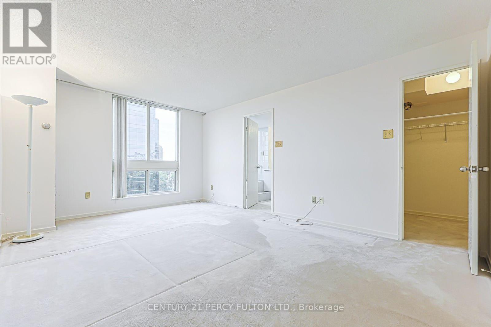 907 - 5 Kenneth Avenue Property Photo 15