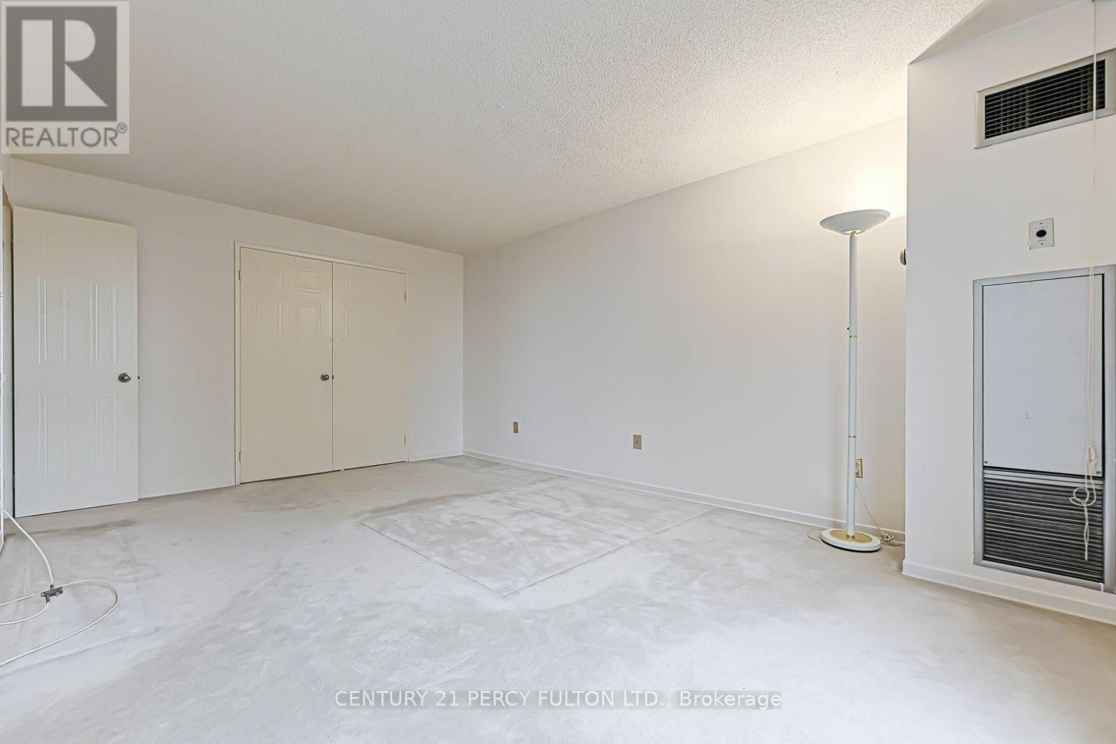 907 - 5 Kenneth Avenue Property Photo 17