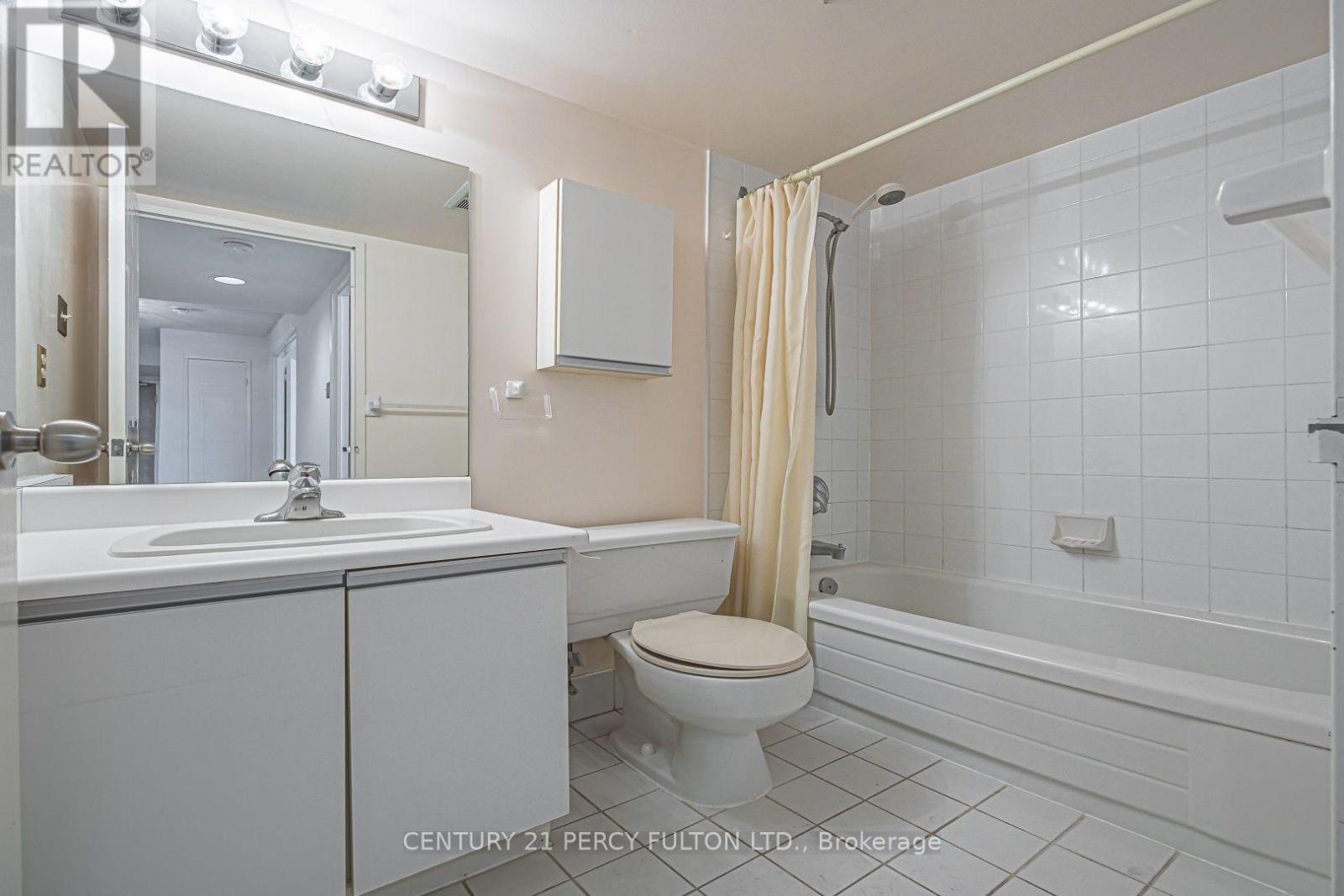 907 - 5 Kenneth Avenue Property Photo 21