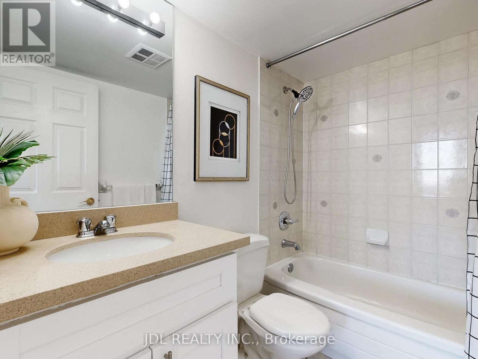 906 - 260 Doris Avenue Property Photo 21