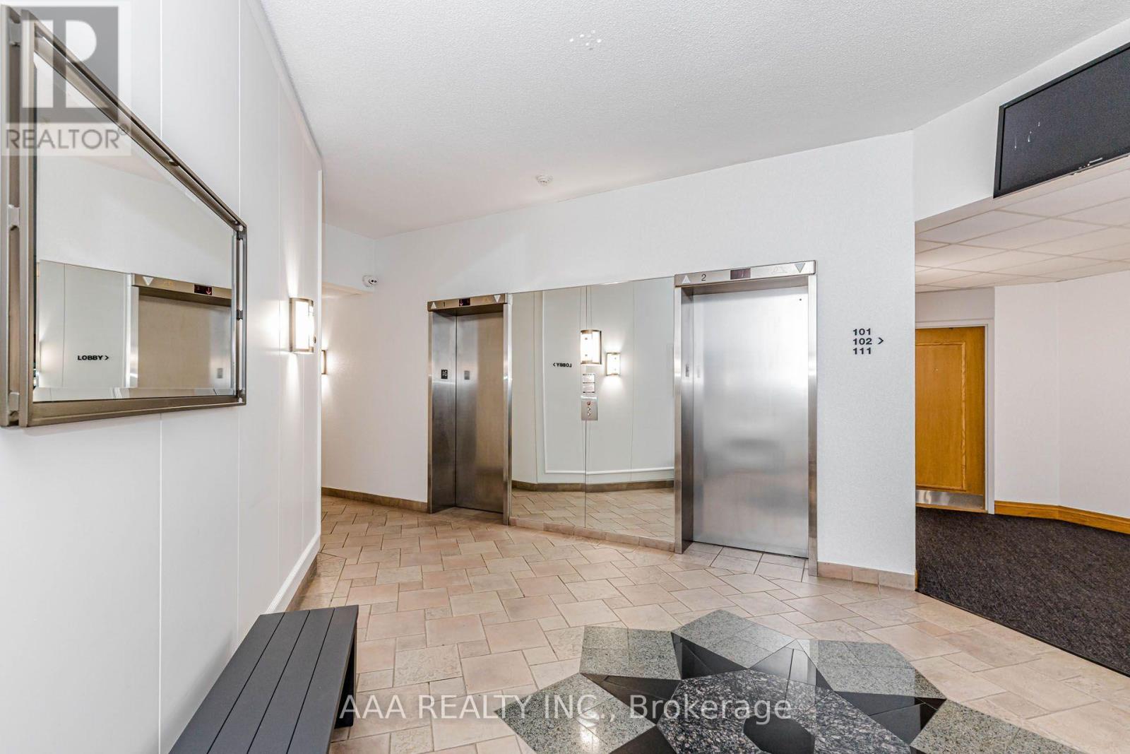 2101 - 5 Concorde Place Property Photo 4