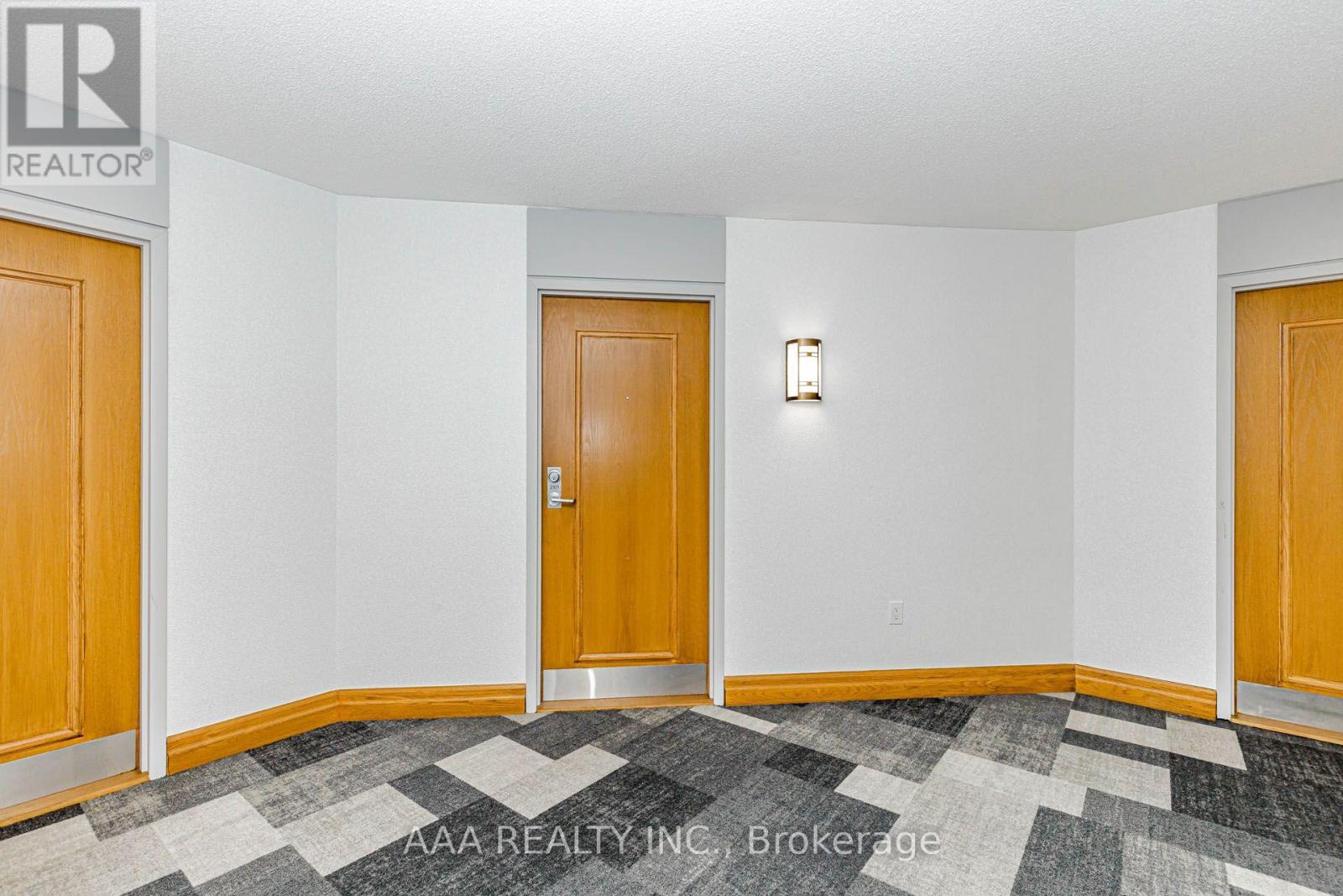 2101 - 5 Concorde Place Property Photo 6