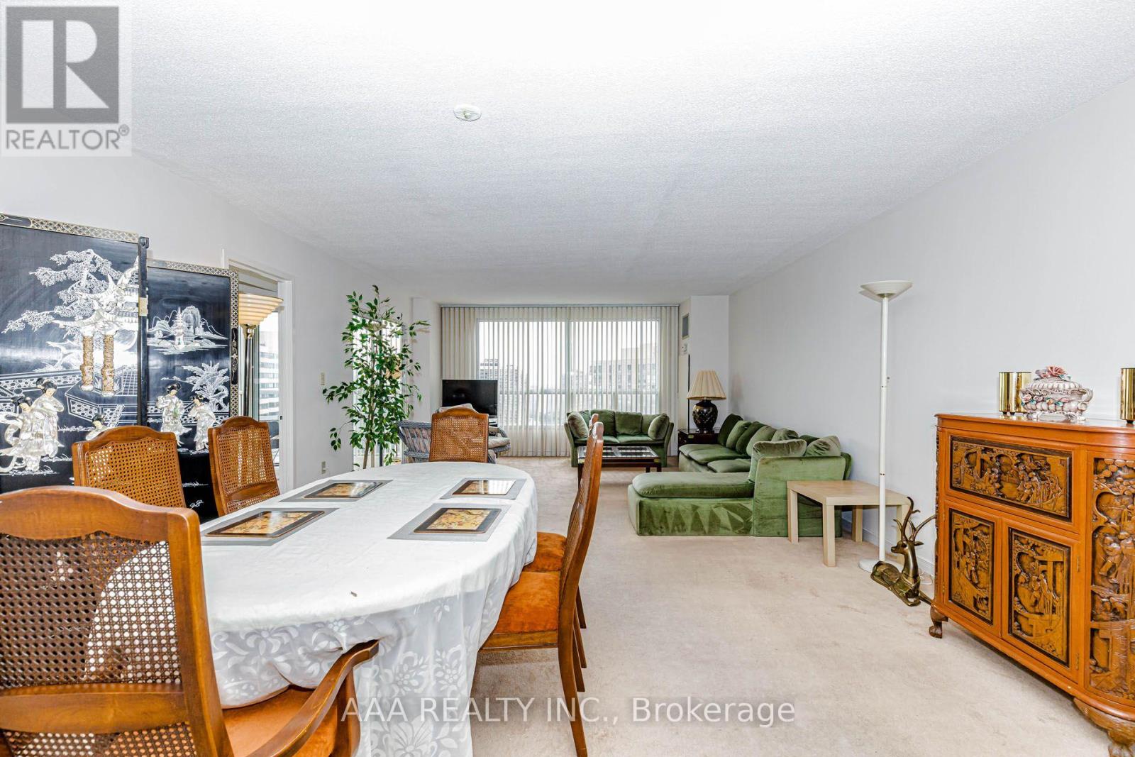 2101 - 5 Concorde Place Property Photo 8